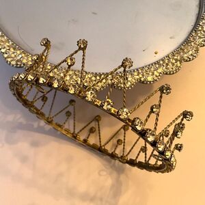 Stunning vintage rhinestone crown perfect statue crown French Chic